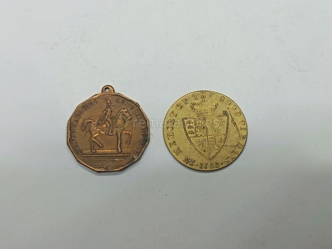 Medalla y Moneda Antigua de Colección