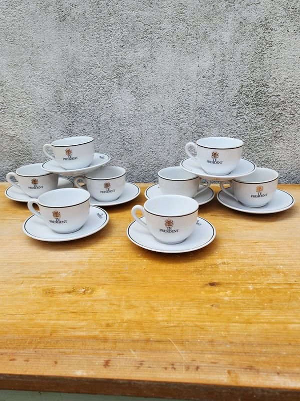 Juego de 16 Tazas con Platillos "TE PRESIDENT"