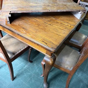 Juego de Comedor: Mesa Extensible de Raíz con 6 Sillas Tapizadas en Cuero - imagen 7