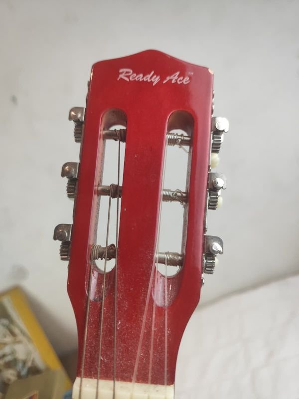 GUITARRA DE ESTUDIO CON FUNDA - Instrumento Musical - imagen 5