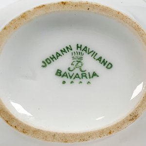 Florero de Porcelana Bavaria Johann Haviland Blanco con Hojas Doradas y Plateadas - imagen 4