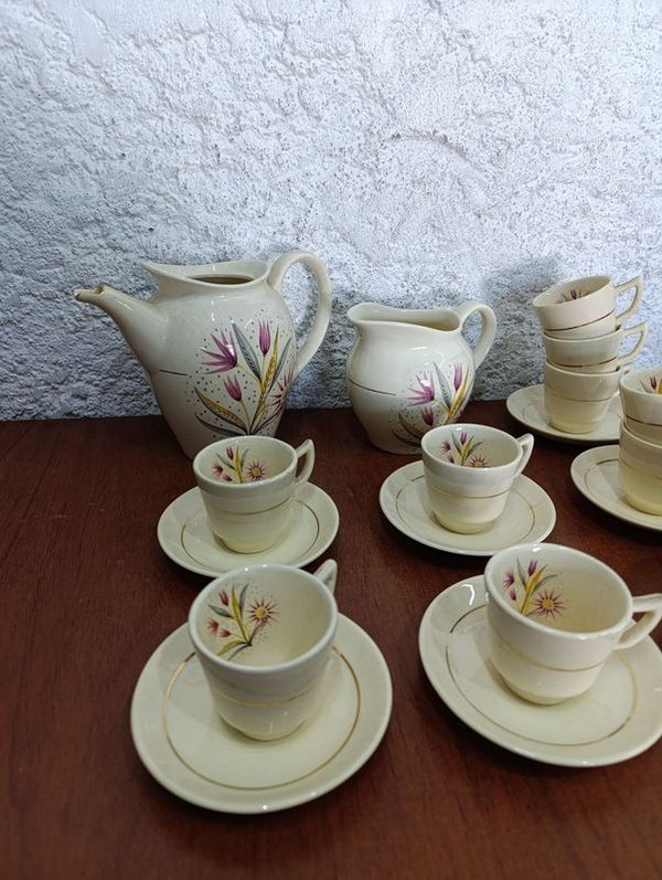 Conjunto de Café LOZUR, 12 Pocillos + 12 Platillos + Cafetera + Lechera - imagen 2