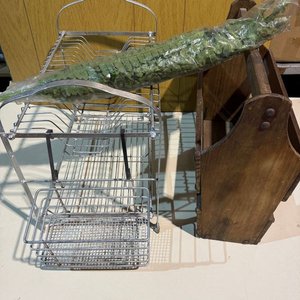 Revistero de Madera, Escurridor de Vajilla y Helecho Artificial - imagen 3