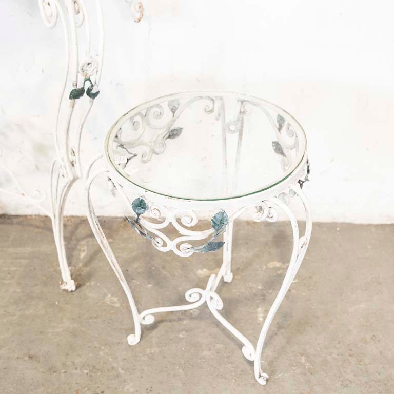 Muebles de hierro forjado con detalles de mármol - imagen 3