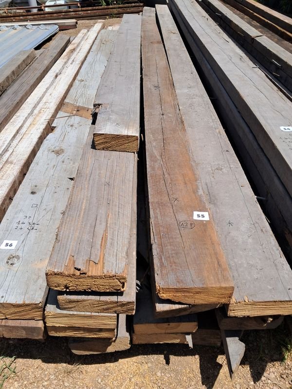 Lote siguiente: Vigas de madera para construcción