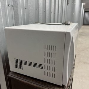 Microondas Kenmore Blanco con Pantalla Digital y Función "Quick Touch Sensor" - imagen 11