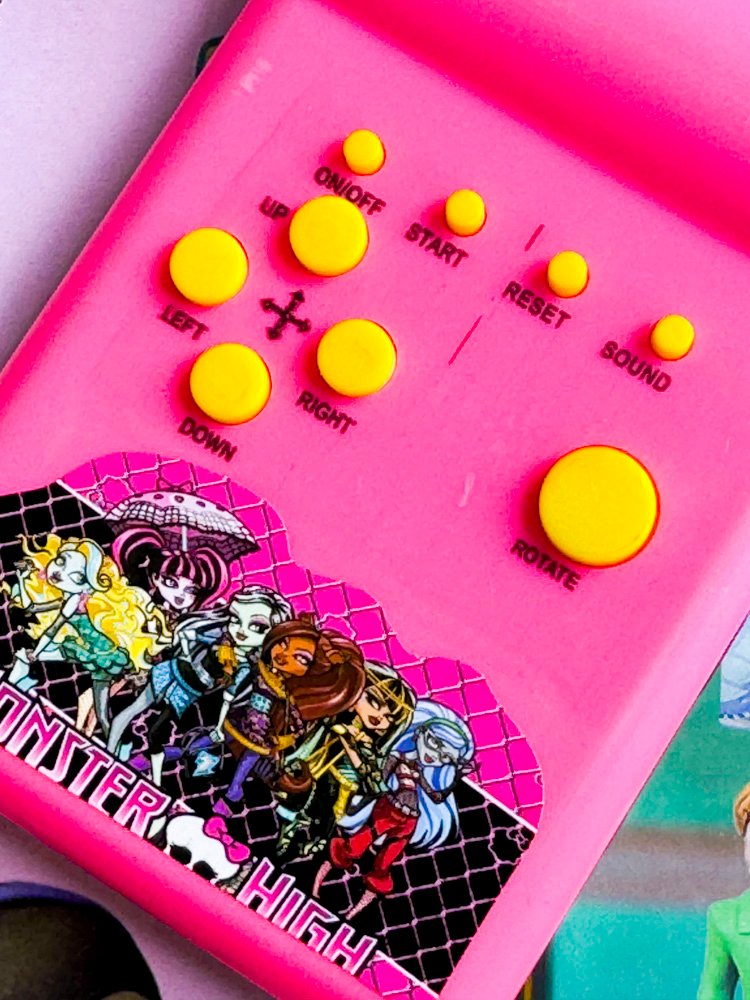 Juguetes infantiles de Tetris y Hello Kitty - imagen 3