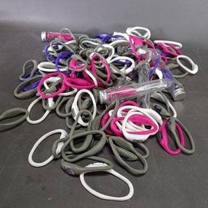 Lote siguiente: Lote de Aproximadamente 100 Relojes Digitales de Silicona sin Pilas