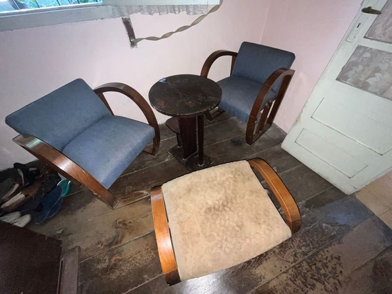JUEGO FRANCES MESITA TAPA REDONDA CON 2 POLTRONAS Y 1 BUTACA - imagen 2