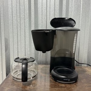 Cafetera Eléctrica Punktal Línea Deco Gris y Negro - imagen 4