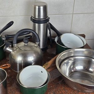 Variedad de Ollas, Cacerolas y Termo de Acero Inoxidable - imagen 4