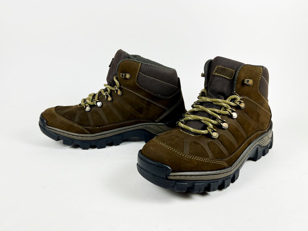 Botas de Cuero Zenit en Color Babacu, Talla 39 - imagen 1