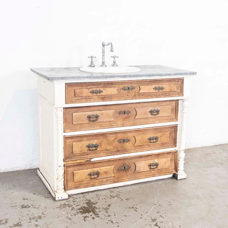 Lote anterior: Mueble para baño estilo colonial para restaurar