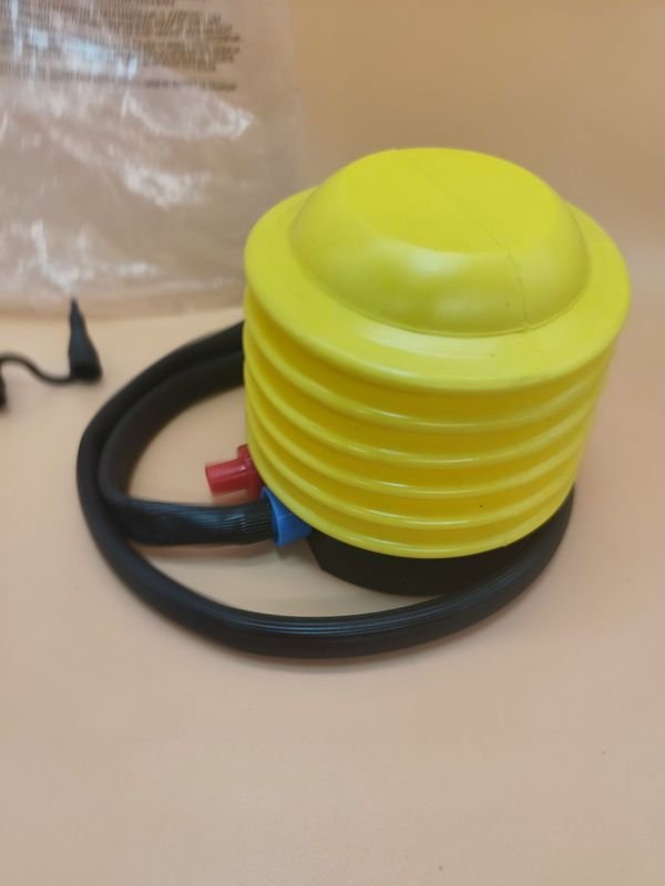 Inflador Nuevo con Adaptador y Hoz - imagen 2
