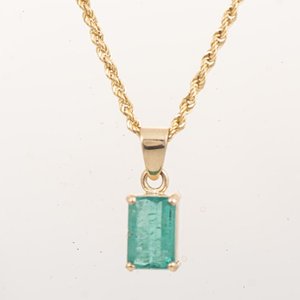 Cadena de Oro 18k con Colgante Esmeralda Rectangular - imagen 1