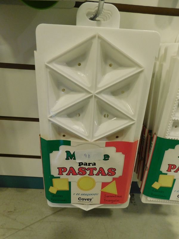 Molde para pasta ravioles o sorrentinos