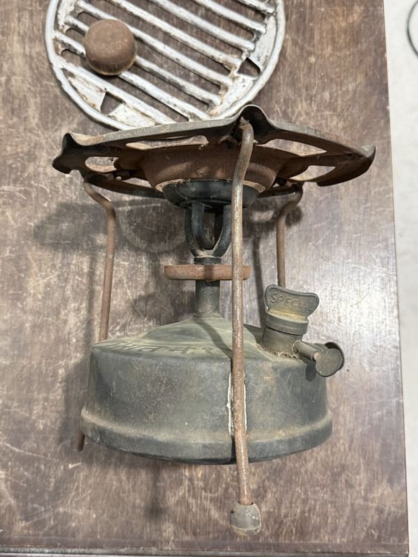 Cocina Portátil a Queroseno Tipo Primus con Parrilla
