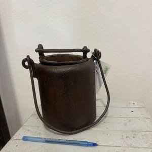 Lote anterior: Colero de Hierro Fundido con Asa