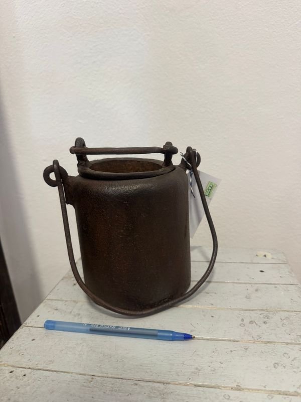 Colero de Hierro Fundido con Asa