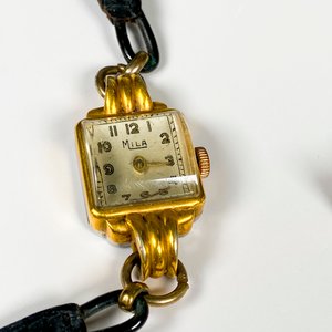 Lote de Cuatro Relojes Antiguos de Pulsera para Dama y Caballero - imagen 4