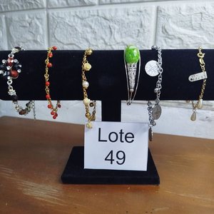 Lote siguiente: Lote de 6 Pulseras Surtidas Doradas y Plateadas