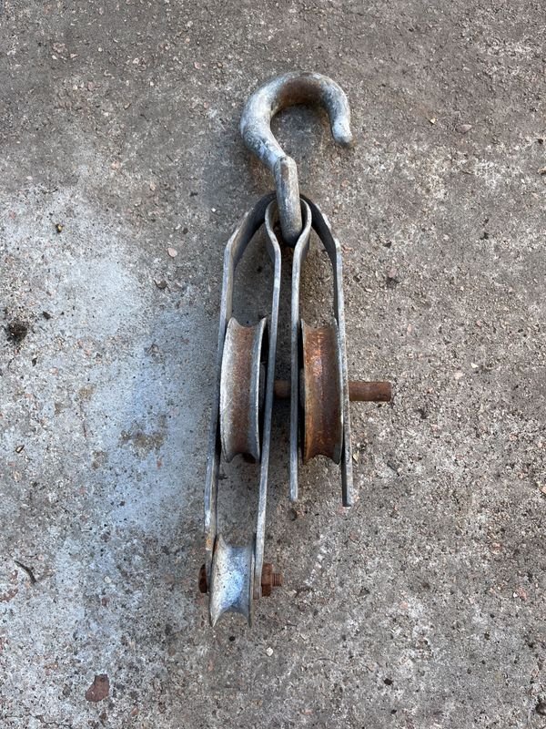 Item 884006 - Image 0