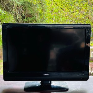Televisor LCD Philips 32" Sin Cable - imagen 2