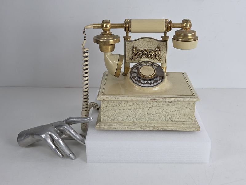 Lote anterior: Teléfono Vintage de la Década de 1960