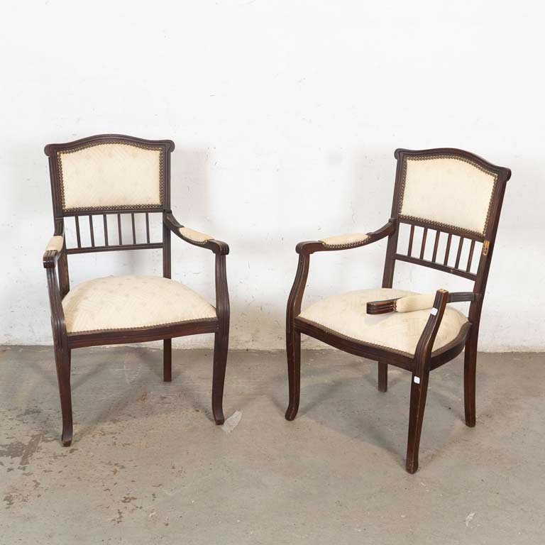 Item 2101995 - Image 0