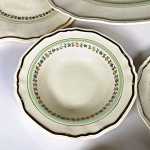 Set de 7 Piezas de Loza Inglesa Alfred Meakin: Bandejas, Centro, Azucarero y Lechera - imagen 3
