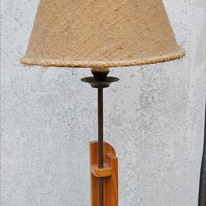 Lote siguiente: Lámpara de Mesa Vintage Madera y Bronce