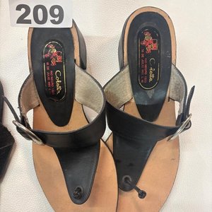 Pares Sandalias Dama Cuero Artesanales Talle 36 - imagen 2
