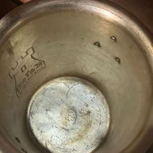 Champagnera "Callati" Metálica con Grabado y Botella de Ananá Fizz - imagen 2