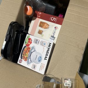 Lote anterior: Varios Artículos Domésticos y de Cocina en Caja