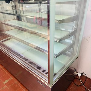 Vitrina Rectilínea Refrigerada Berjaya de 4 Caras - 148x70x129cm - imagen 4