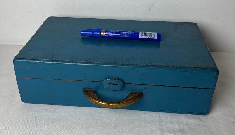 Caja de madera antigua y decorativa - imagen 2