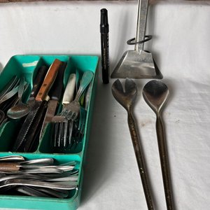 Cubiertera Plástica con Cubiertos Varios - imagen 4