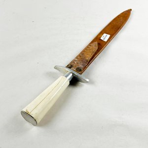 Lote anterior: Facon Antiguo con Vaina de Cuero - Hoja de 27 cm