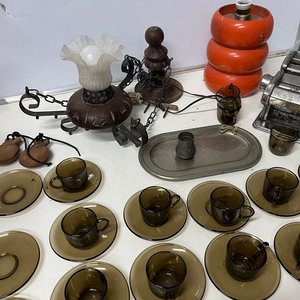 Lote de Vajilla, Aplique de Luz, Máquina de Pastas y Más - imagen 9