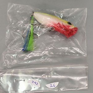 Señuelo de Pesca Popper Verde y Amarillo con 2 Anzuelos Triples - imagen 9