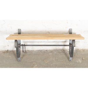 Lote siguiente: Ganchera de Metal y Madera con Estante