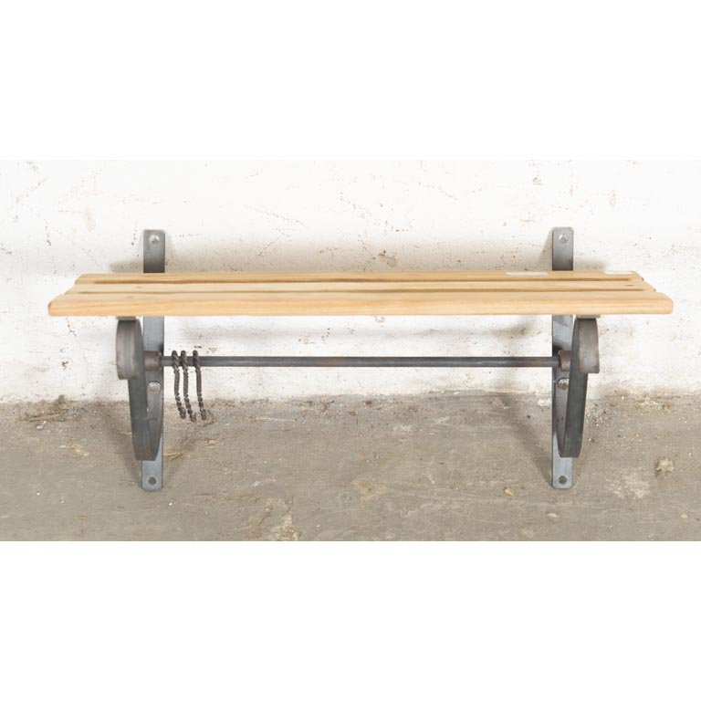 Ganchera de Metal y Madera con Estante