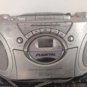 Radio Portátil con CD y Cassette Punktal - imagen 1