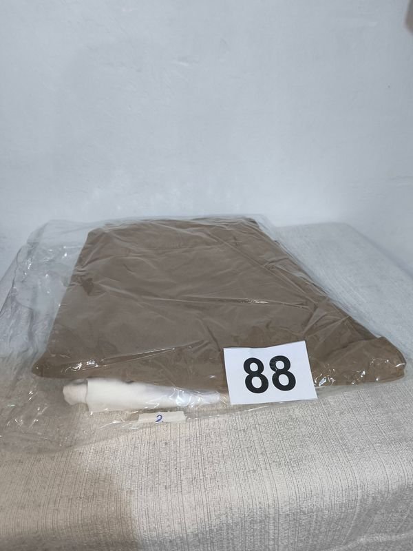 Item 870581 - Image 1