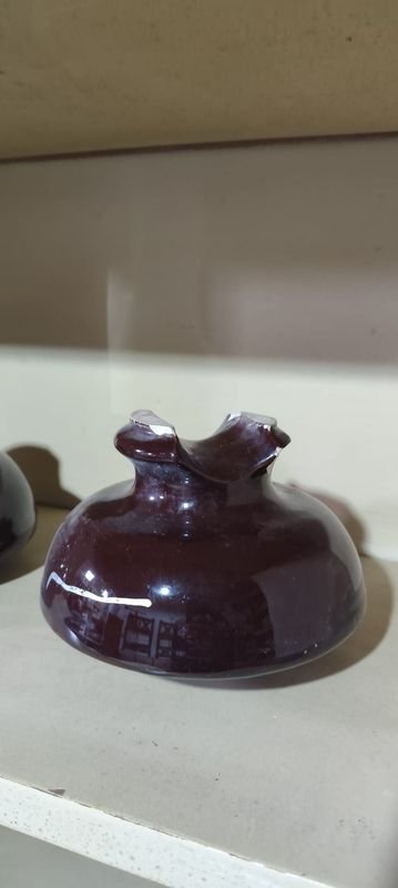 Aisladores de Porcelana Marrones para Coleccionismo