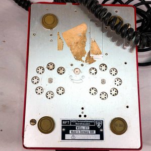 Teléfono Antel Rojo Vintage con Disco Numérico - imagen 4