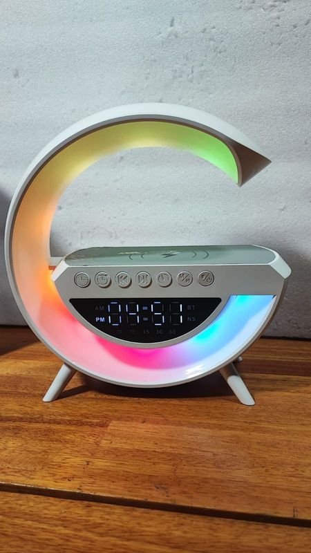 Veladora con reloj y base iluminada - imagen 2