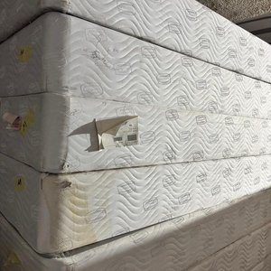 Box de Sommier Simmons 198x150 cm - imagen 2