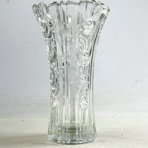 Florero de Cristal Transparente Italiano con Diseño Labrado - imagen 4