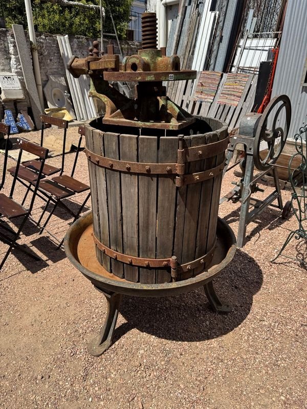 Prensa de tornillo para uvas - Maquinaria antigua - imagen 3